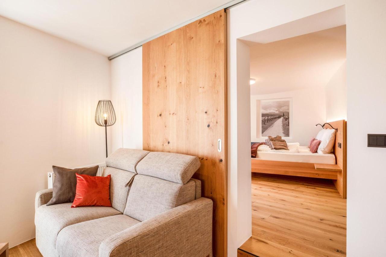 Brantenhof Ferienwohnung Vinea Cortaccia Zewnętrze zdjęcie