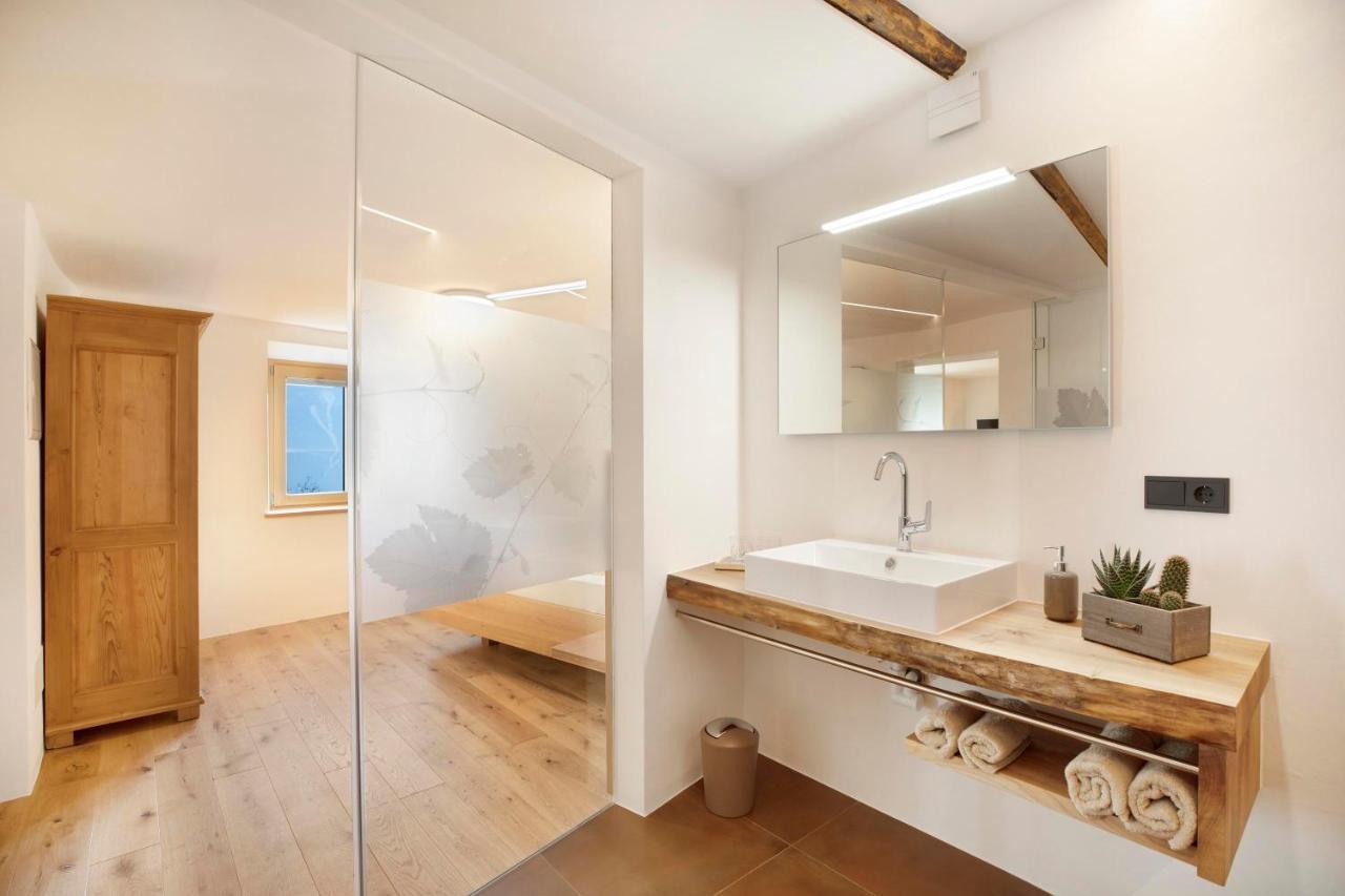 Brantenhof Ferienwohnung Vinea Cortaccia Zewnętrze zdjęcie